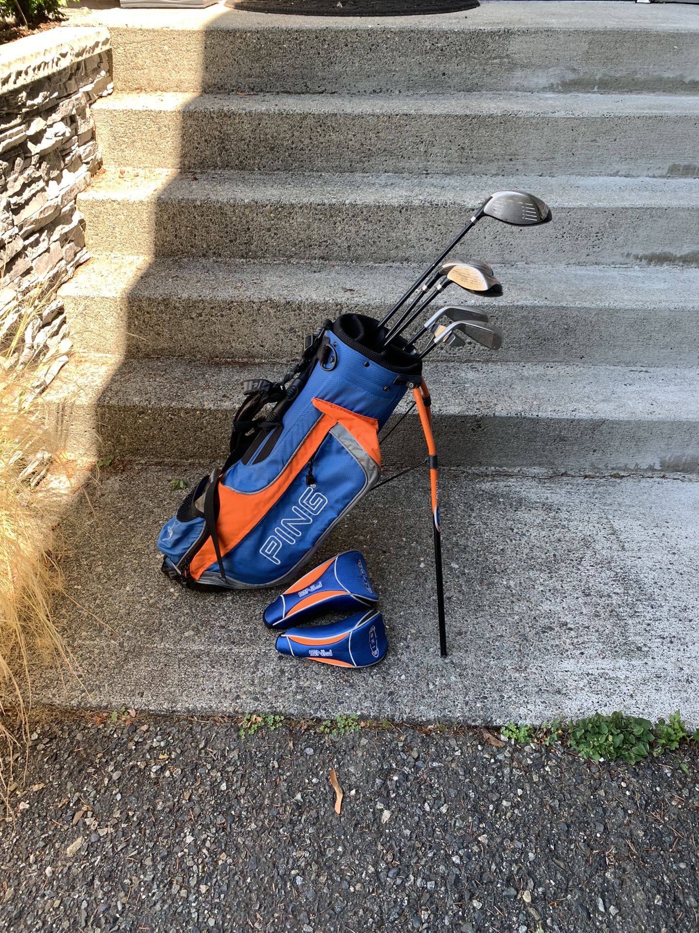 Ping Moxie Youth Golf Club Set