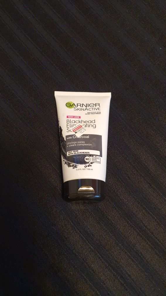 $3 Each (5 Available) Garnier Skinactive Blackhead Eliminating Scrub W/ Charcoal 5oz