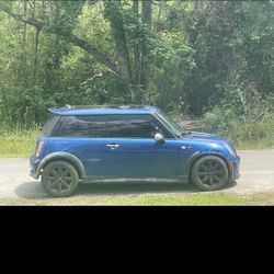 2005 Mini Cooper S, Blue