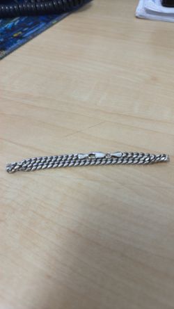 8.5 inch 12g Silver Bracelet