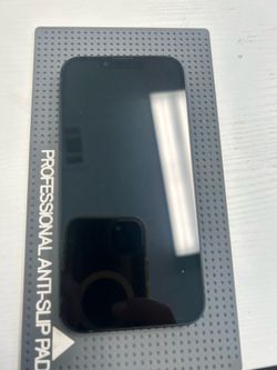 iPhone 16e