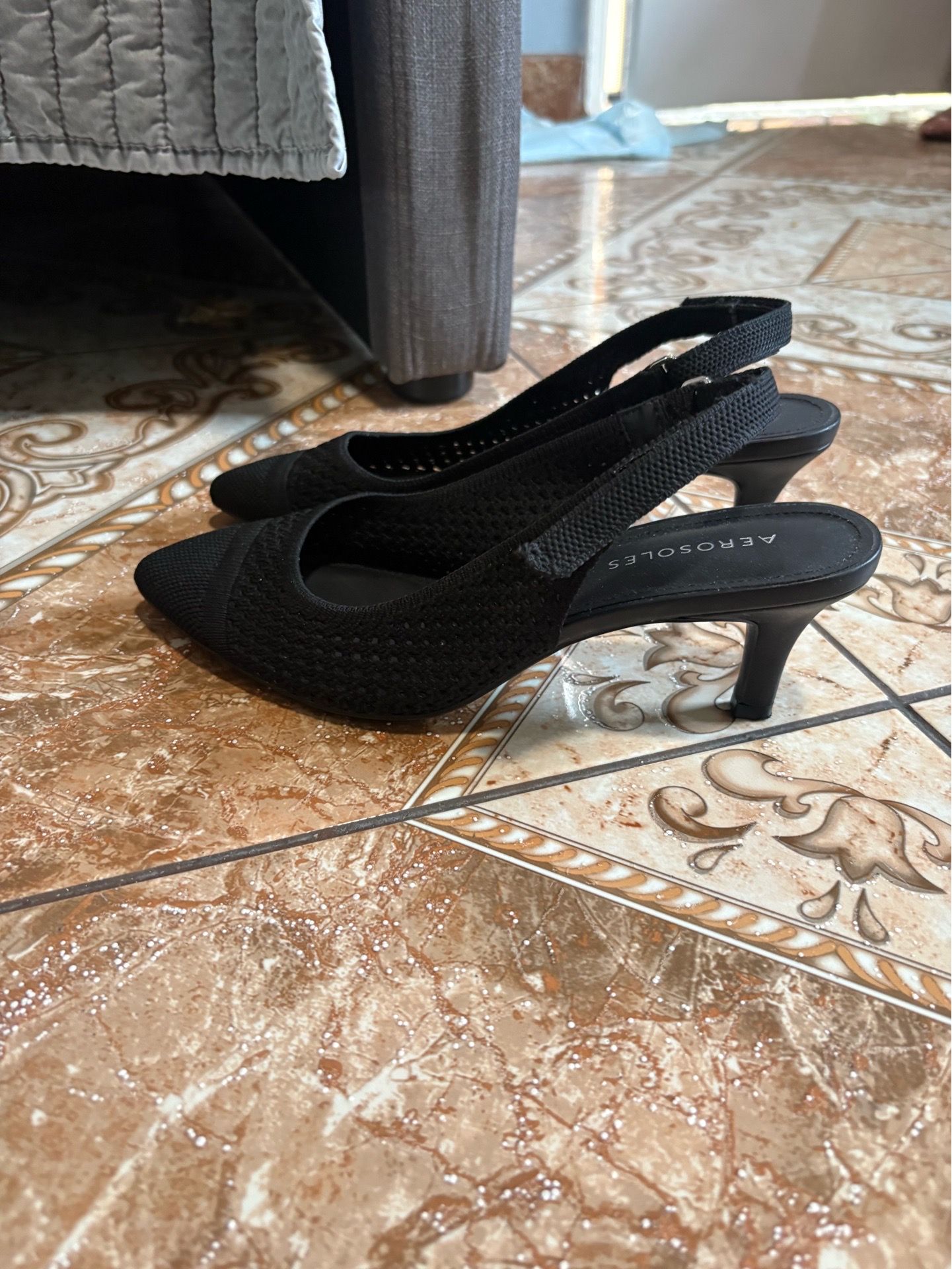 Black kitten heels