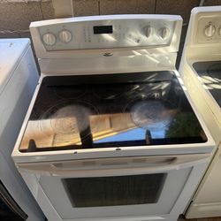 Whirlpool electric oven range / electric stove / estufa electrica /