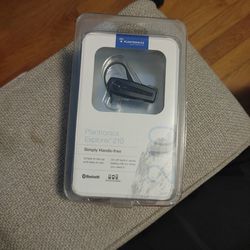 Electrificeren Industrialiseren werper Bluetooth Headset - Plantronics Explorer 210 for Sale in Rockville, MD -  OfferUp
