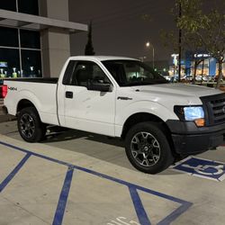 Ford F150, XL 4 X 4  