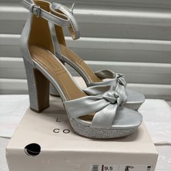 LC Sexy Silver Heels Size 9,5 NWT