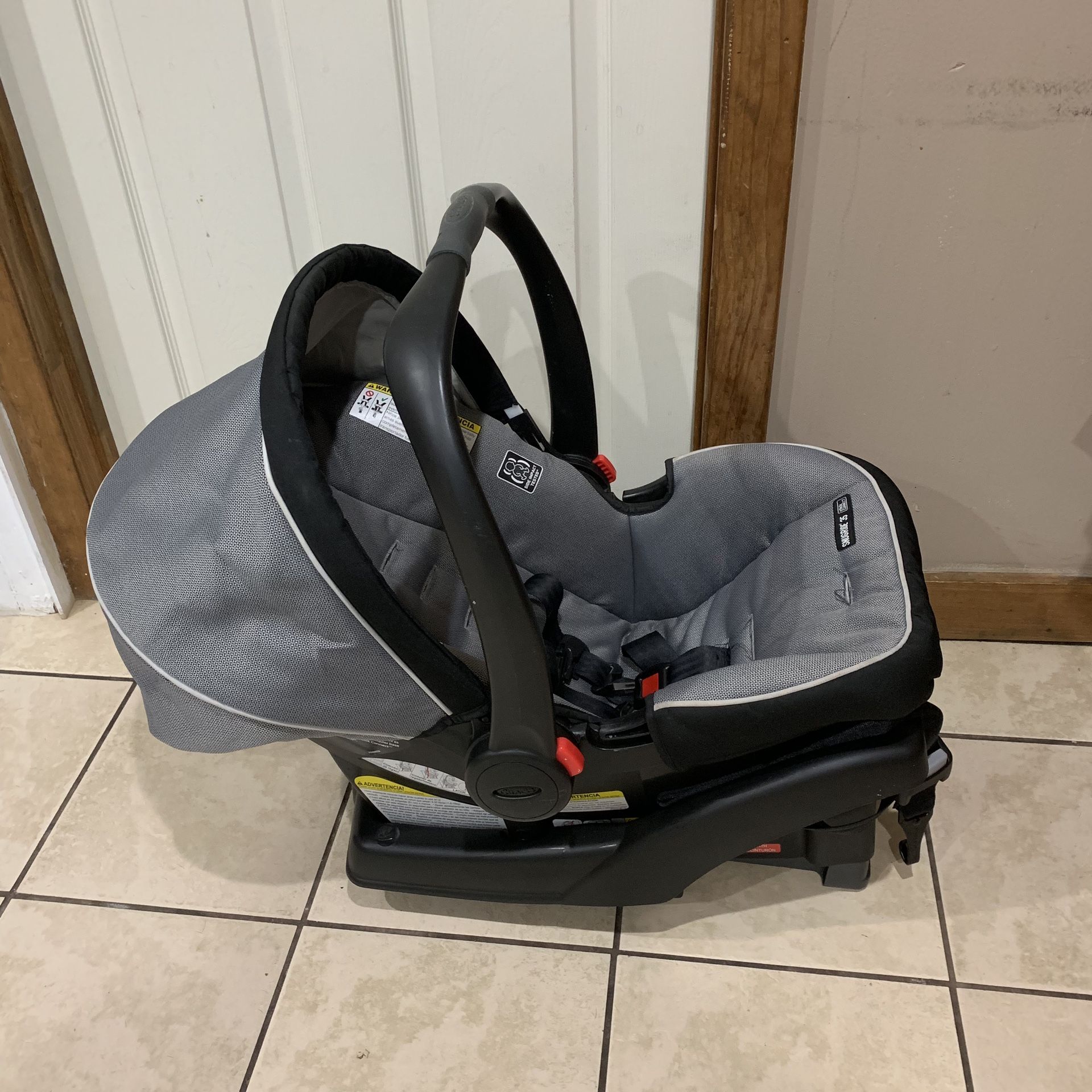 Graco Car seat & base