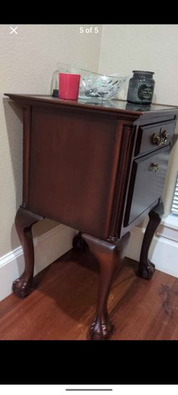 Cherry wood end or entrance table