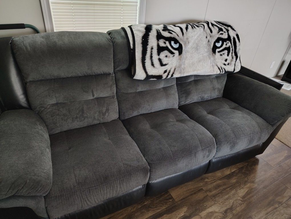 3 Seater Recliner