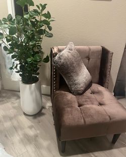 Accent Chair - Brand New