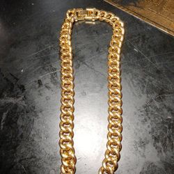 Gold Chain  Would Sell For 100 To 500 Or More 