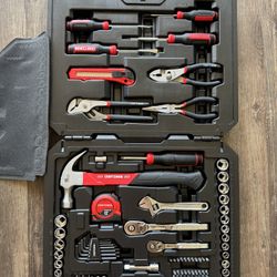 CRAFTSMAN 102 -Piece Metric and standard (SAE) Mechanics Tool Set with Hard Case