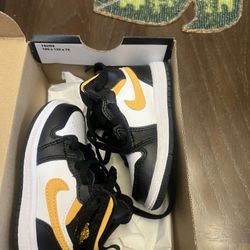 Baby Jordan  5c New In The Box