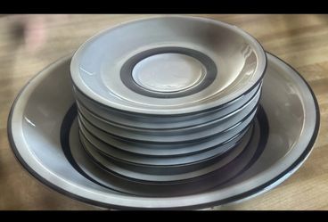 Nice Stoneware Serving  Bowl With 6 Teacup Plates 4 Cups