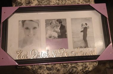 GETTING MARRIED OR KNOW OF SOMEONE! MUST GO TODAY CUTE BLACK PICTURE FRME!!! 