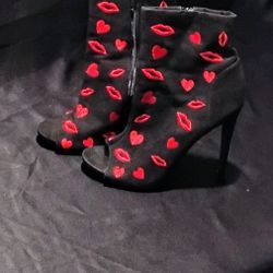 Black/Red ♥️ 👄 Open Tow Boots