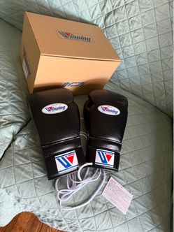 14oz Winning Boxing Gloves