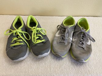 2 Pairs Nike Trainers - Women’s Size 6