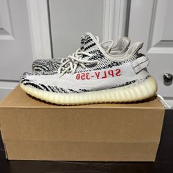 Adidas Yeezy Boost 350 V2 Zebra Size 10.5 **100% AUTHENTIC**