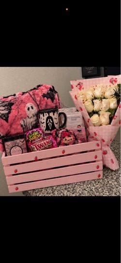Boo Basket + Bouquet