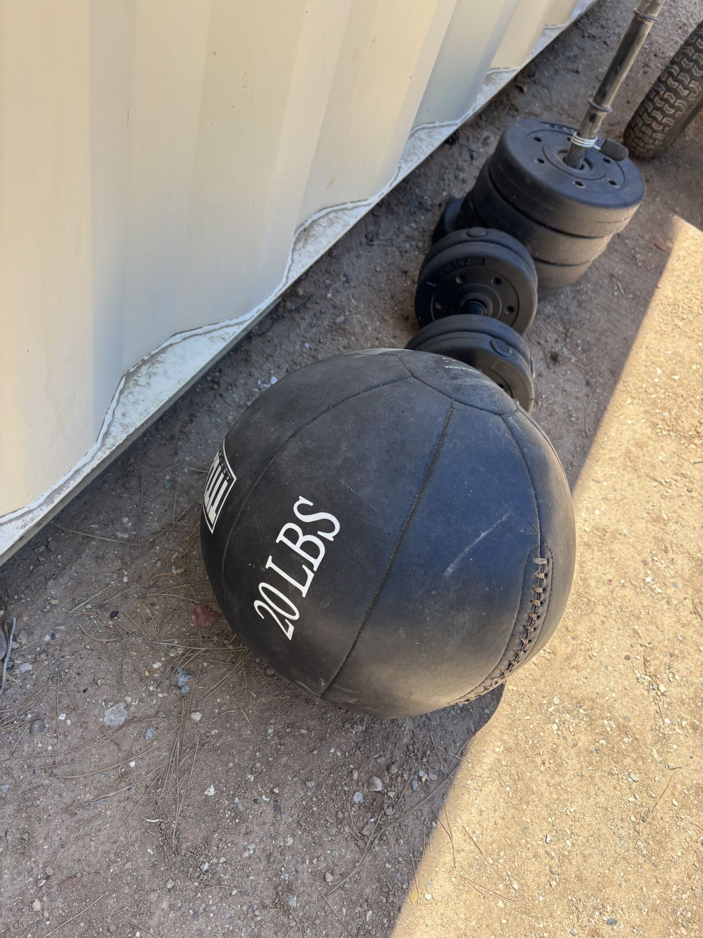 20lb Medicine Ball
