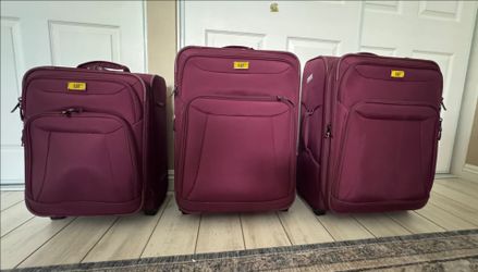 Caterpillar (CAT) 3-Piece Luggage Set
