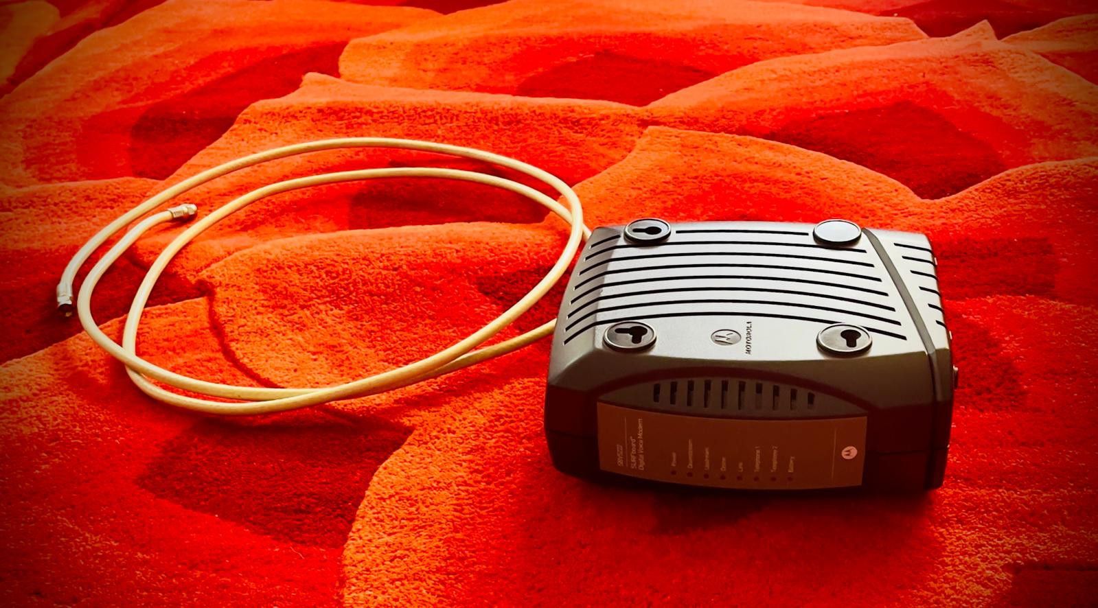 MOTOROLA,
SURF BOARD
DIGITAL VOICE MODEM.
MODEL: SBV5222