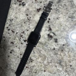 Apple Watch Series 6 – 40mm – Great Condition