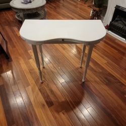 Vintage Kidney Shaped Table Vanity - White