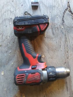 Milwaukee 18v Drill