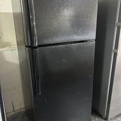 GE Top Freezer 28 Inch 