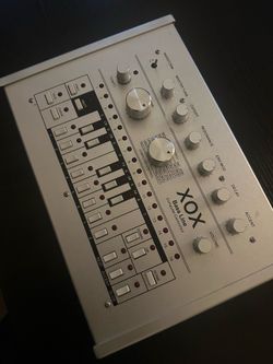 XOX BASS LINE ANALOG SYNTH - TB3 clone