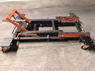 Dunwell Jacks Motorcycle Lift for Sale in Phoenix AZ OfferUp