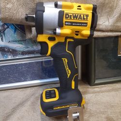 NEW DEWALT 20V BRUSHLESS ATOMIC 1/2 IMPACT WRENCH 