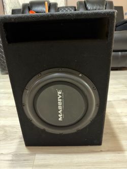 12" massive sub with box