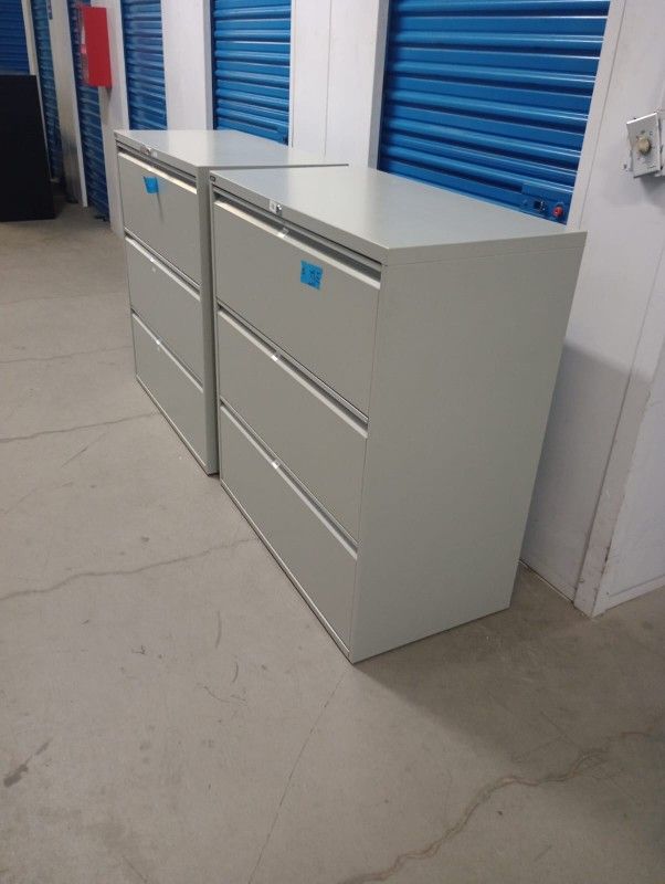 Metal File Cabinet With Key For Legal Or Letter Size