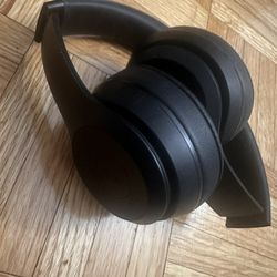 Beats Solo3 Wireless On-Ear Headphones W1 Chip, Black [MX432LL/A] -NOT WORKING-