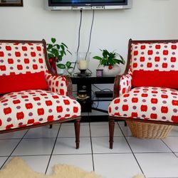 2 Armchairs Vintage Red Pattern