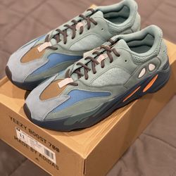 Yeezy Boost 700 Faded Azure Size 11