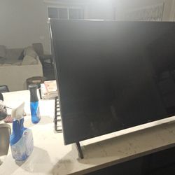 LG UN 43 inch 4K Smart UHD TV
43UN6950ZUA
