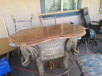 Outdoor table