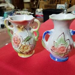 Two Vintage Two handled Ceramic Lusterware decorative collector vases hand painted 420 made in Brazil 5 inches tall A66V738
