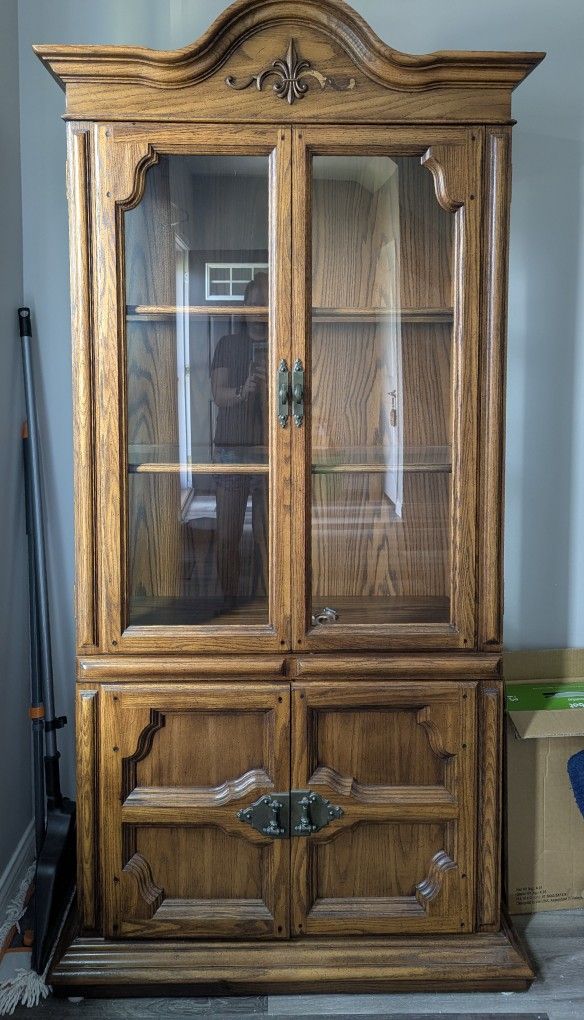 China hutch