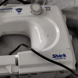 Maquina De Coser Shark