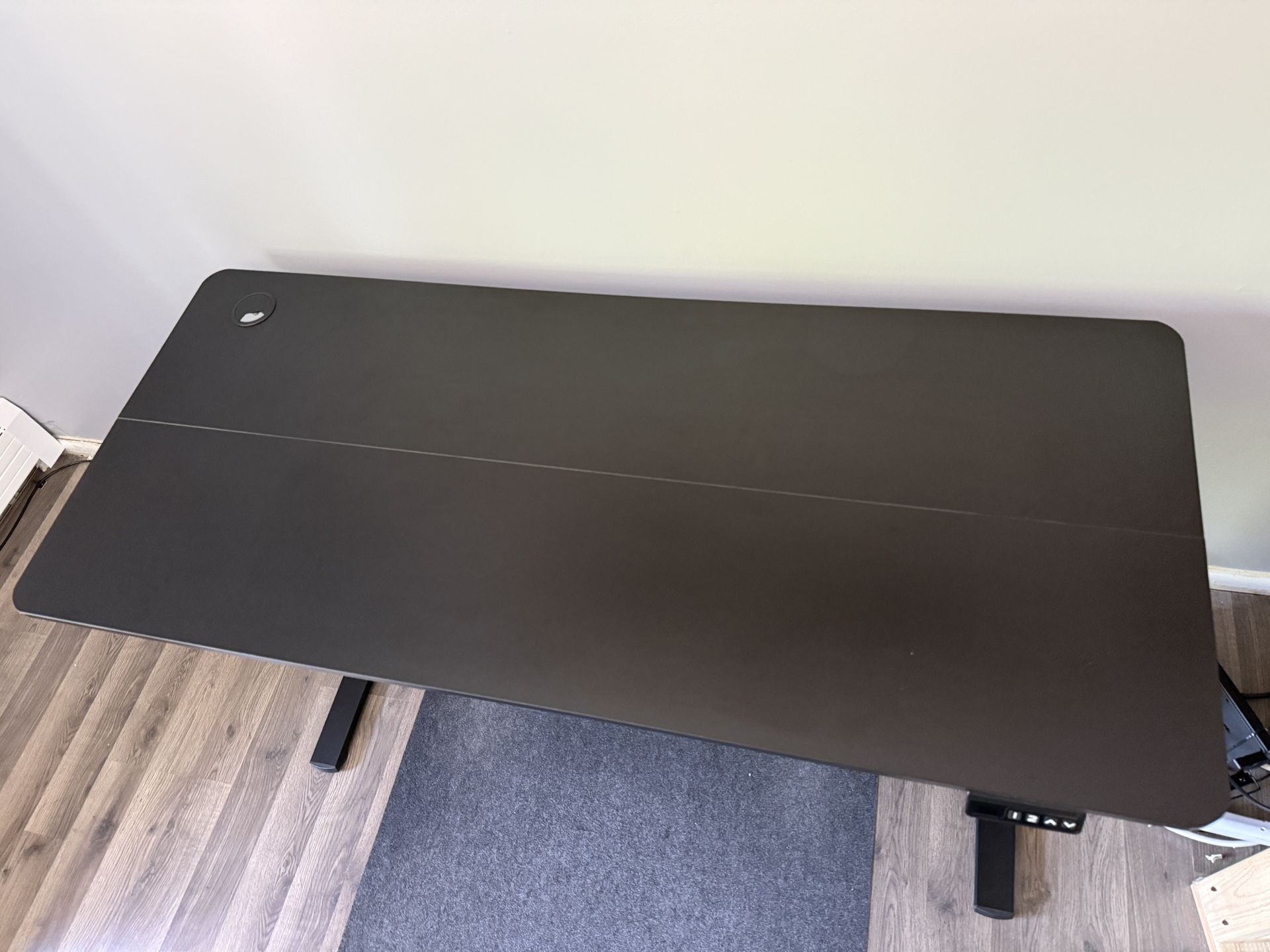 Mint condition Large sit stand desk