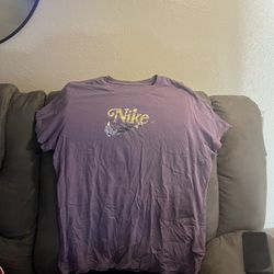 Women’s Nike Shirt 2XL