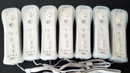 Nintendo wii Wiimotes controllers tested and working