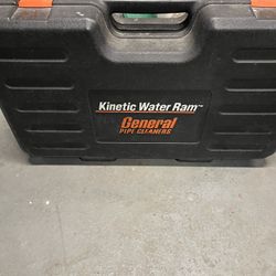 General Pipe CleanerKinetic  Water Ram Drain Cleaning Machine with Carrying Case