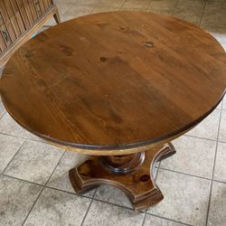 Round  Dining Table, Height=28”, Diameter=36”