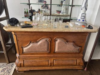 AICO By Michael Amini TUSCANO Bar